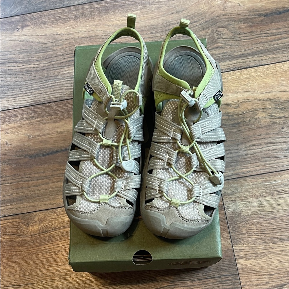 Keen Women’s Fisherman Drift Creek Sandals